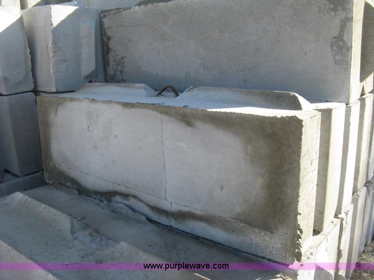 image for item BP9629 (18) concrete bunker blocks
