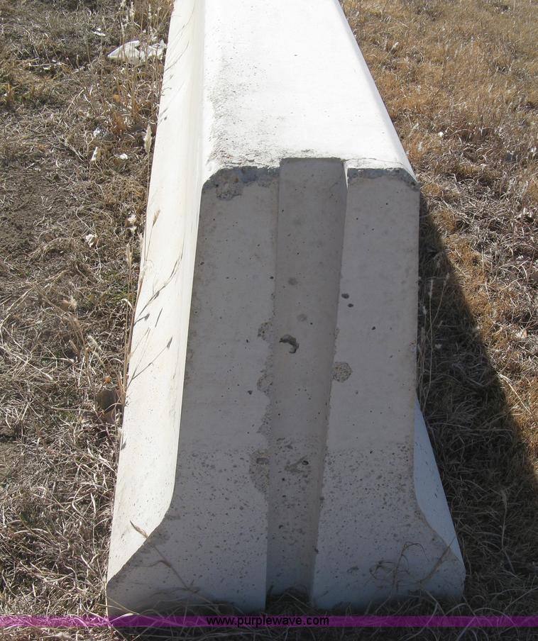 image for item BP9630 (6) concrete highway barriers