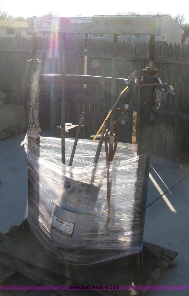 image for item BP9635 Graco sealant barrel pump applicator