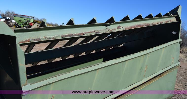 image for item BW9297 Grizzly hopper
