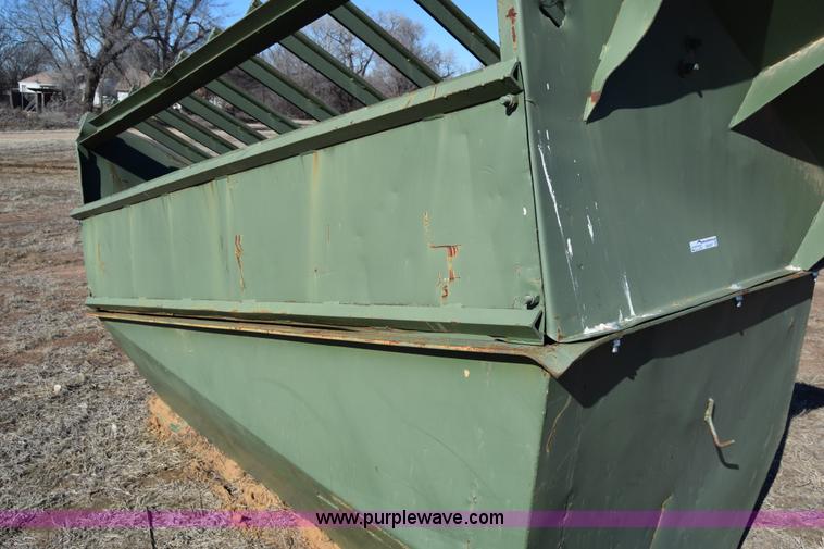 image for item BW9297 Grizzly hopper