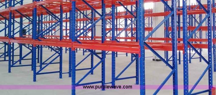 image for item E1950 Industrial pallet racking