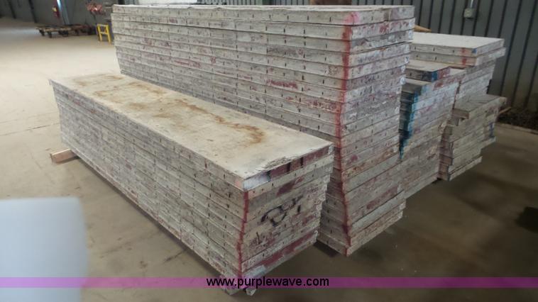 image for item F1118 Assorted concrete forms