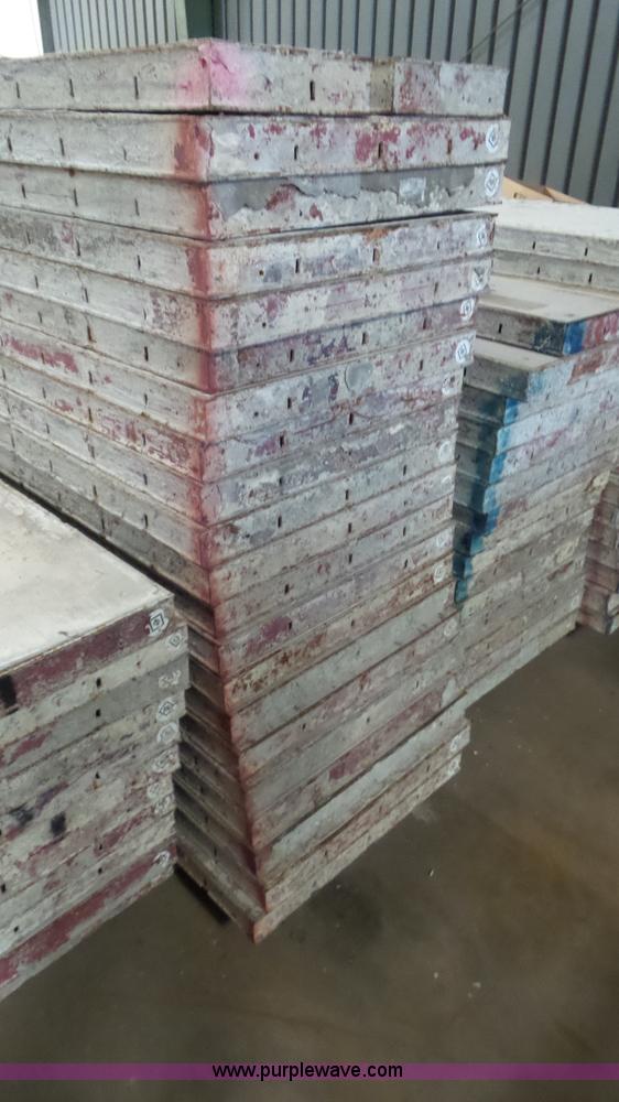 image for item F1118 Assorted concrete forms