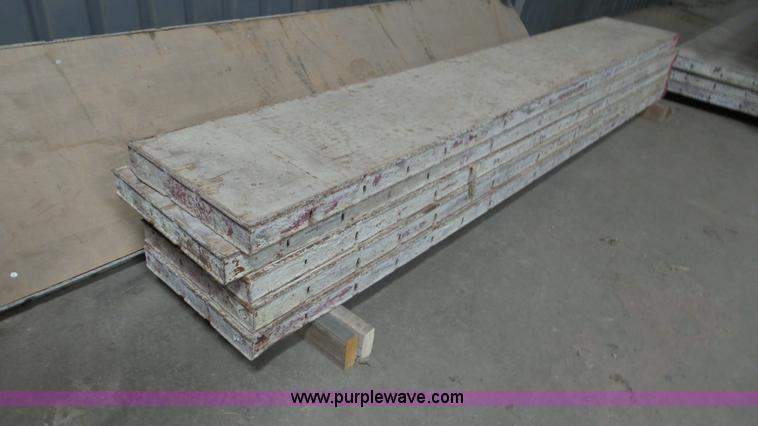 image for item F1118 Assorted concrete forms