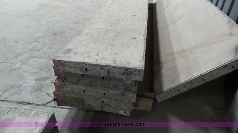 image for item F1118 Assorted concrete forms