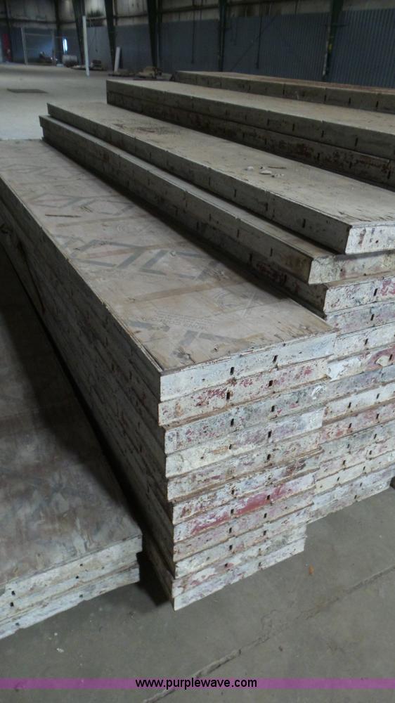 image for item F1118 Assorted concrete forms