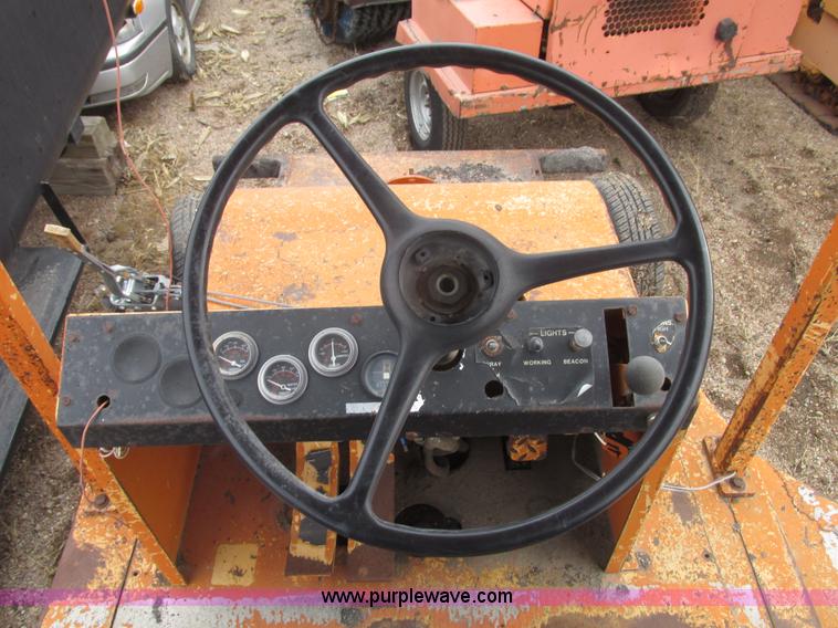 image for item G9833 Rosco RB-38 broom