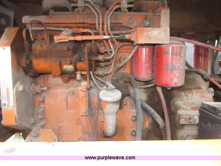 image for item G9833 Rosco RB-38 broom