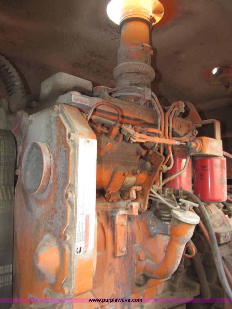 image for item G9833 Rosco RB-38 broom