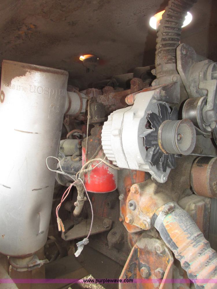 image for item G9833 Rosco RB-38 broom