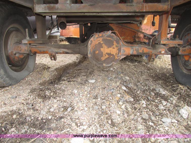 image for item G9833 Rosco RB-38 broom