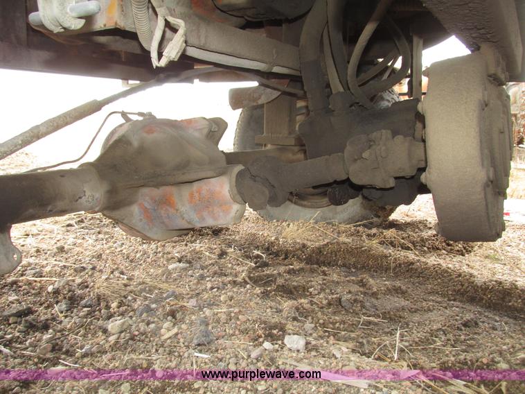 image for item G9833 Rosco RB-38 broom