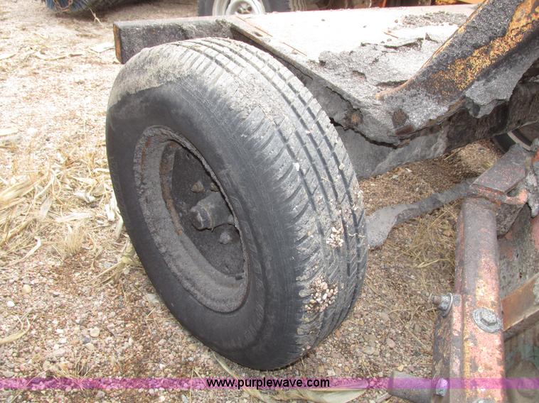 image for item G9833 Rosco RB-38 broom