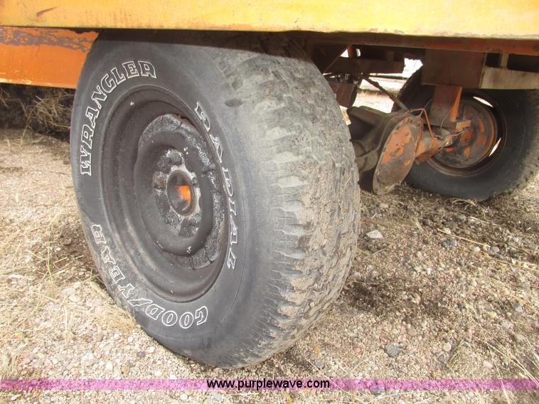 image for item G9833 Rosco RB-38 broom