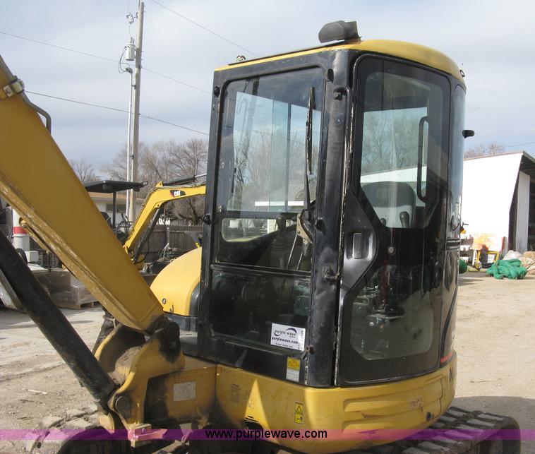 image for item J2925 2006 Caterpillar 304CR compact excavator
