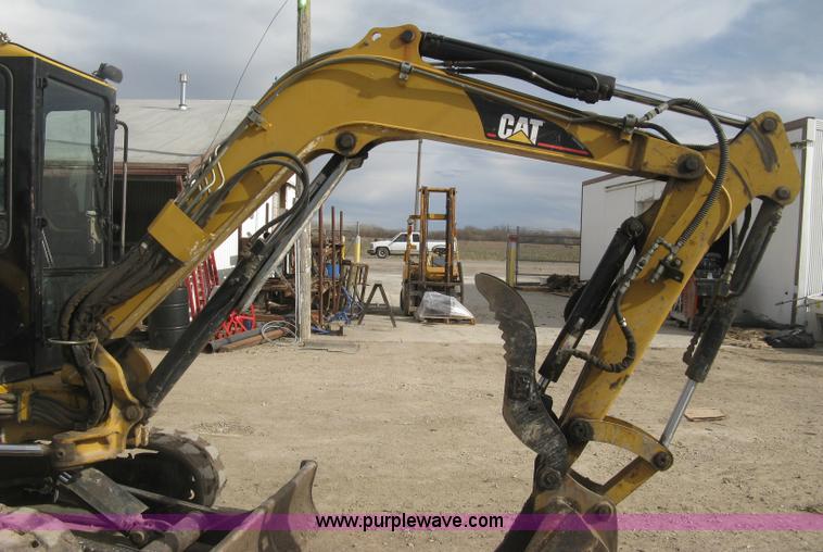 image for item J2925 2006 Caterpillar 304CR compact excavator