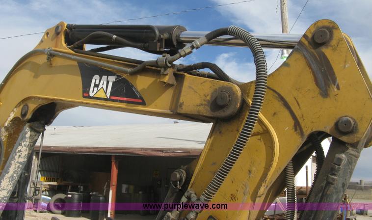 image for item J2925 2006 Caterpillar 304CR compact excavator