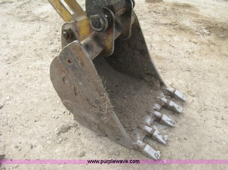 image for item J2925 2006 Caterpillar 304CR compact excavator