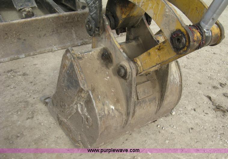 image for item J2925 2006 Caterpillar 304CR compact excavator