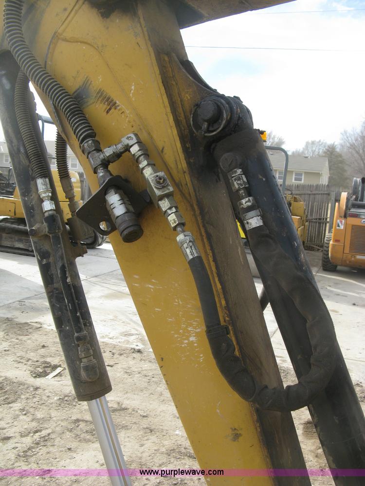 image for item J2925 2006 Caterpillar 304CR compact excavator