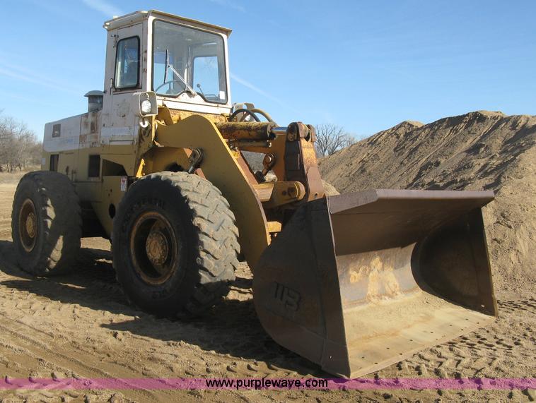 image for item J2933 International 530 wheel loader