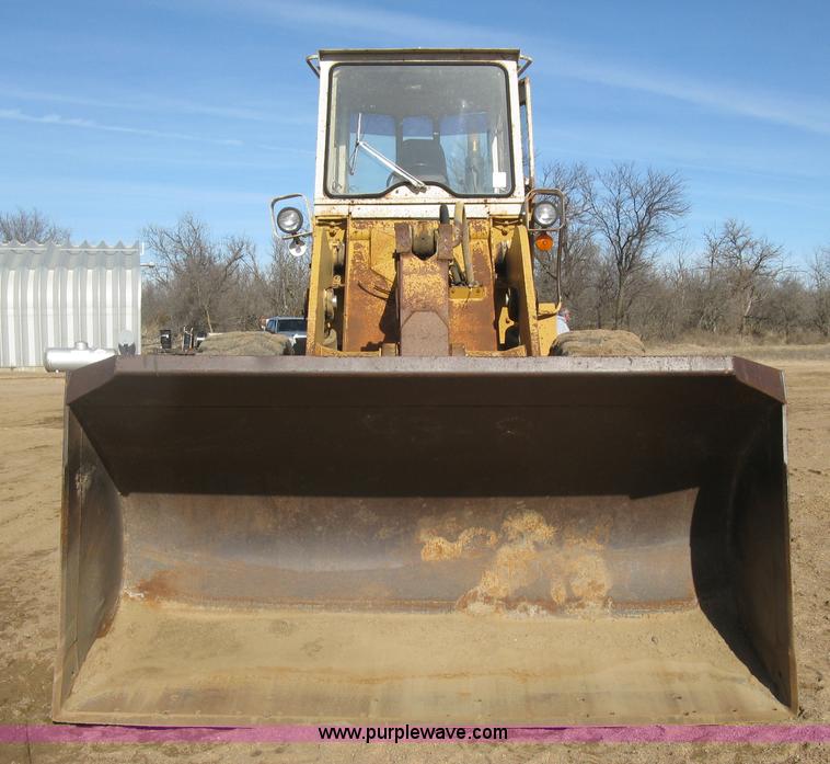 image for item J2933 International 530 wheel loader