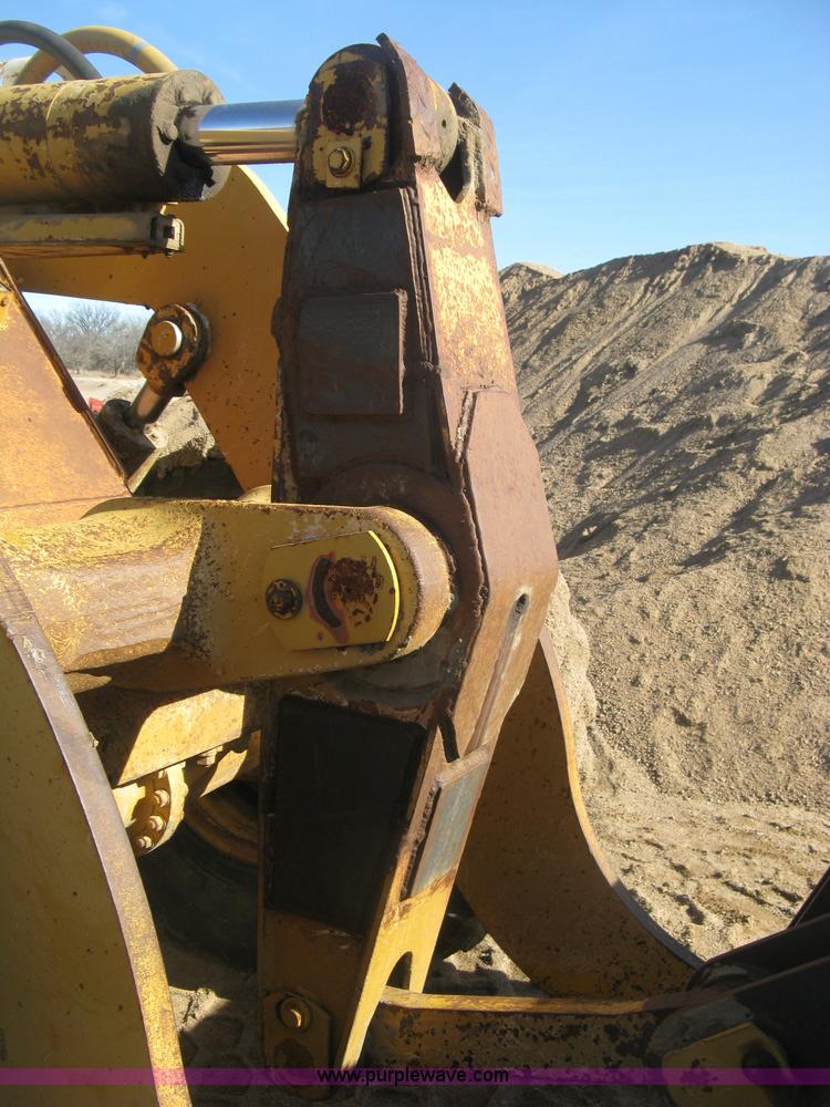 image for item J2933 International 530 wheel loader