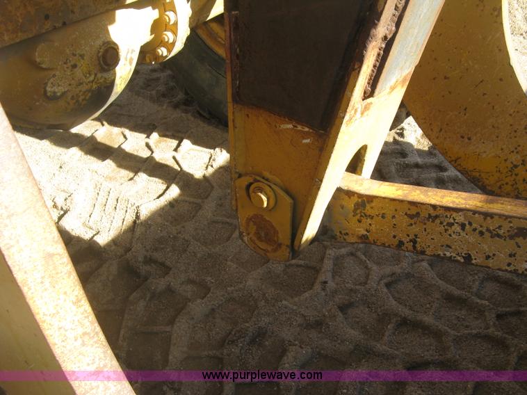 image for item J2933 International 530 wheel loader