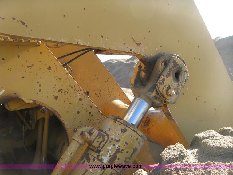 image for item J2933 International 530 wheel loader