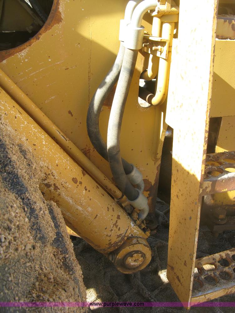 image for item J2933 International 530 wheel loader