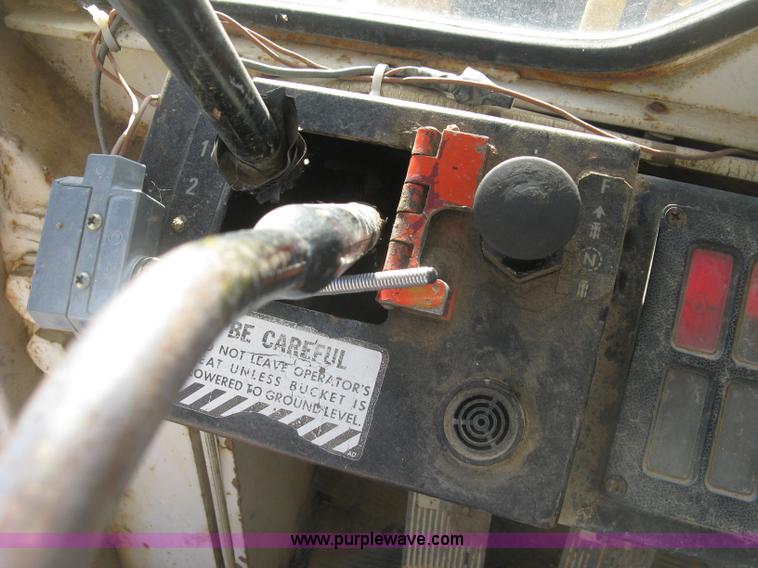 image for item J2933 International 530 wheel loader