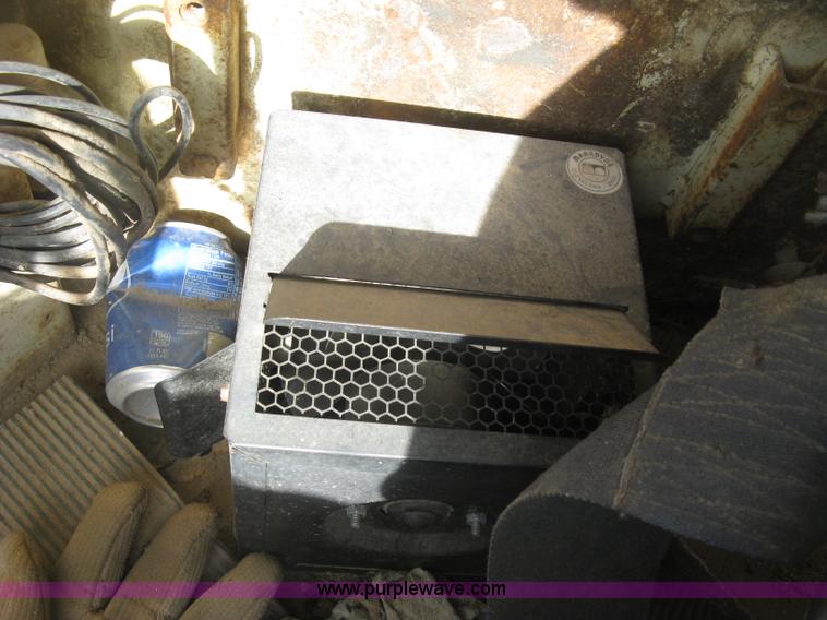 image for item J2933 International 530 wheel loader