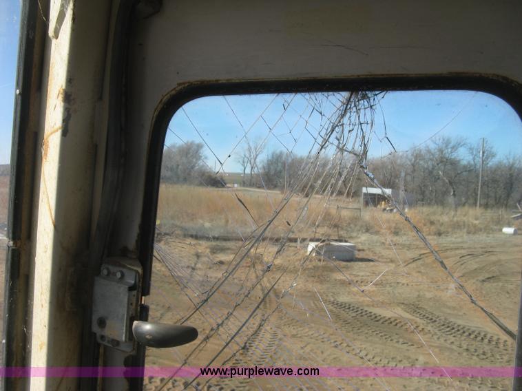 image for item J2933 International 530 wheel loader