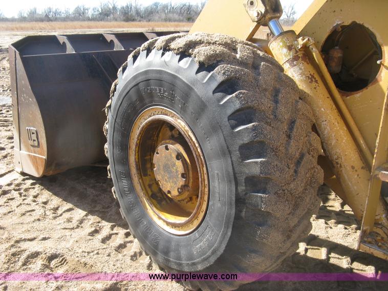 image for item J2933 International 530 wheel loader