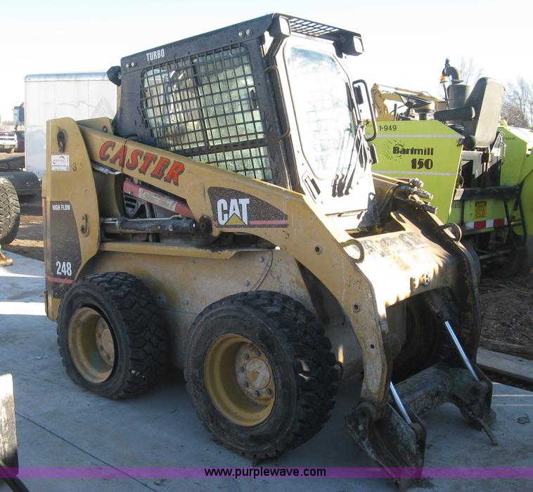 image for item J2935 2002 Caterpillar 248 skid steer