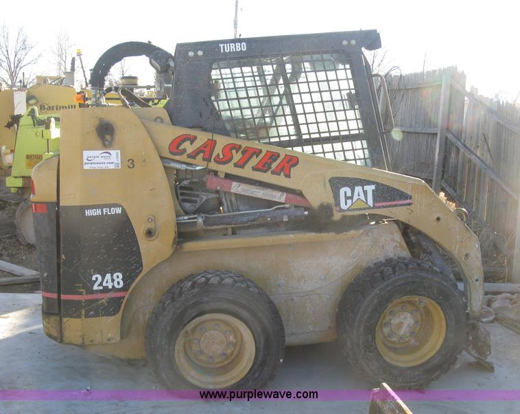 image for item J2935 2002 Caterpillar 248 skid steer