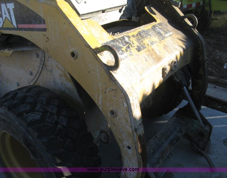 image for item J2935 2002 Caterpillar 248 skid steer