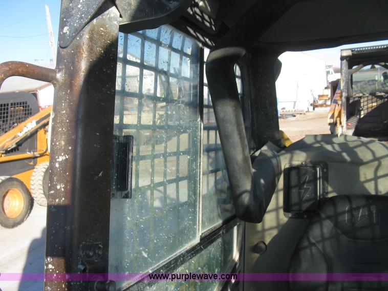 image for item J2935 2002 Caterpillar 248 skid steer