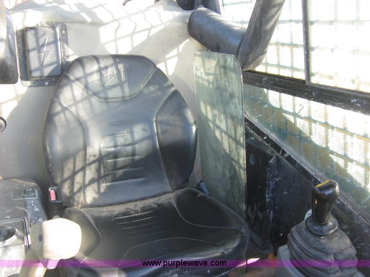 image for item J2935 2002 Caterpillar 248 skid steer