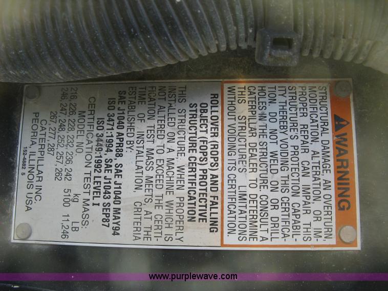 image for item J2935 2002 Caterpillar 248 skid steer