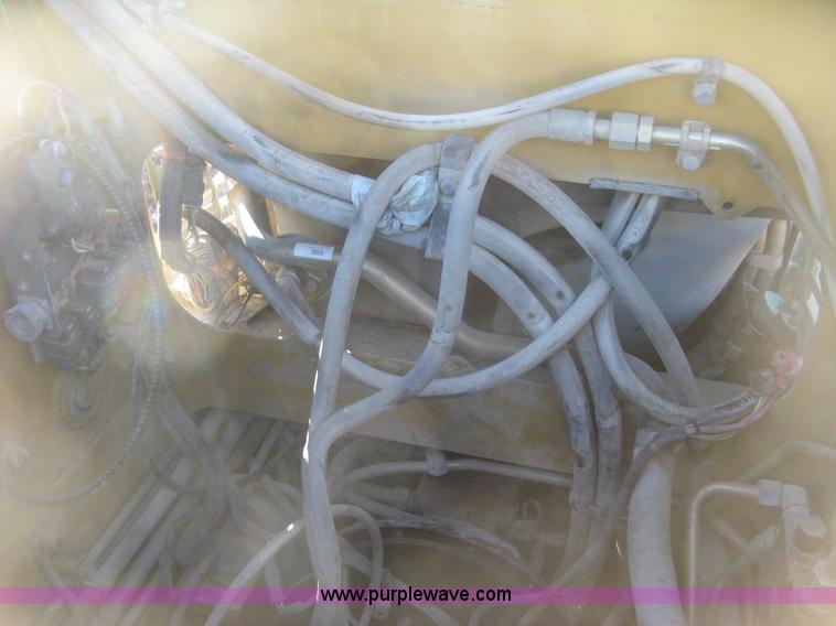 image for item J2935 2002 Caterpillar 248 skid steer