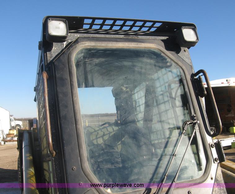 image for item J2935 2002 Caterpillar 248 skid steer