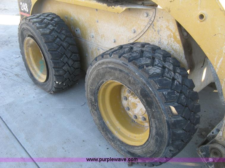 image for item J2935 2002 Caterpillar 248 skid steer