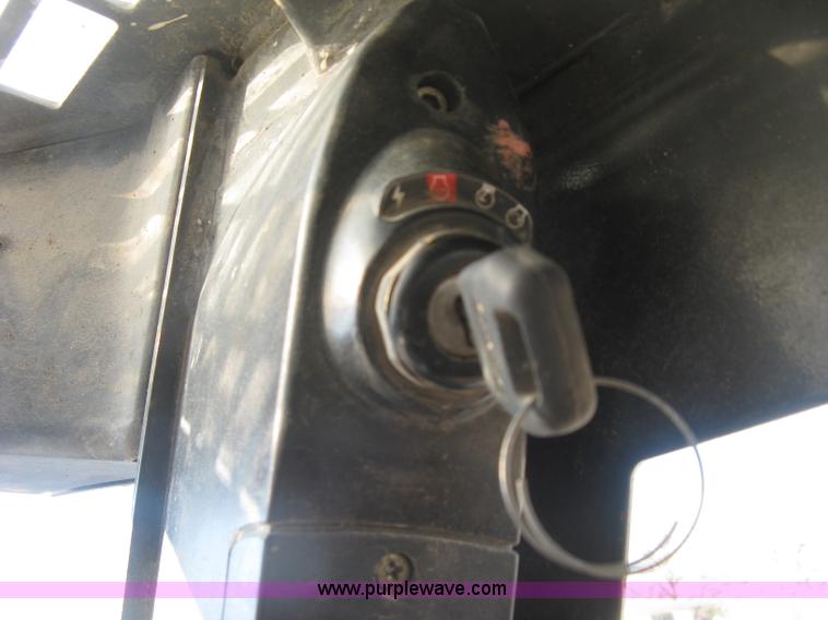 image for item J2937 2008 Case 440 Series 3 skid steer