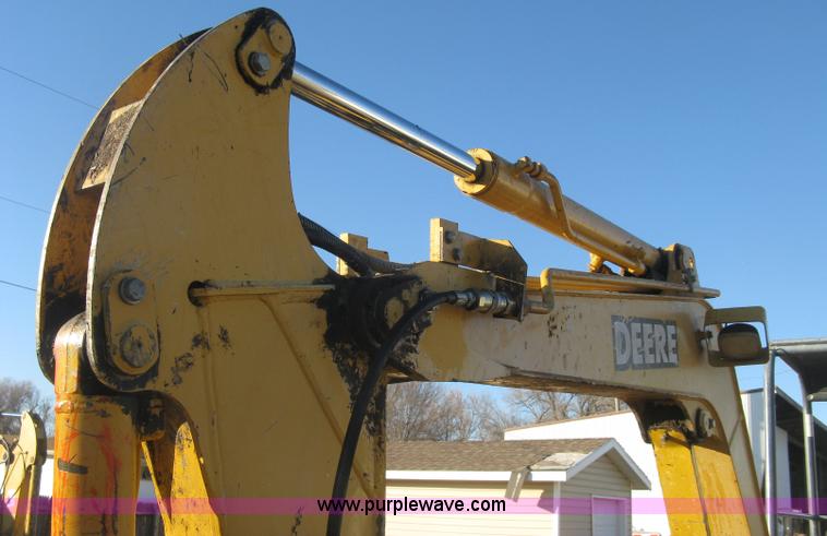 image for item J2938 2004 John Deere 50C ZTS compact excavator