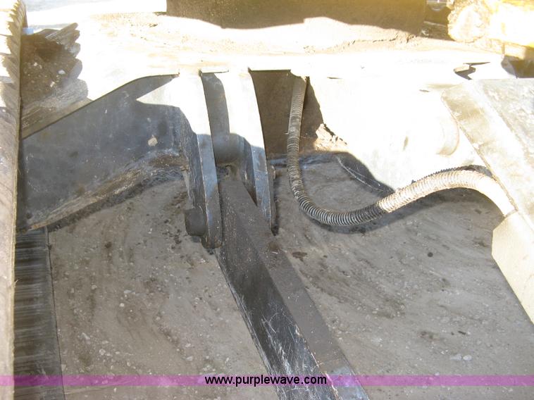 image for item J2938 2004 John Deere 50C ZTS compact excavator