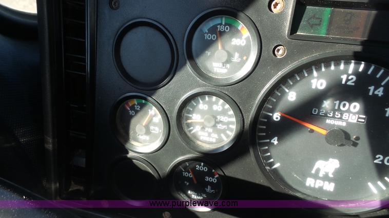 image for item J4510 1998 Mack CH613 semi truck