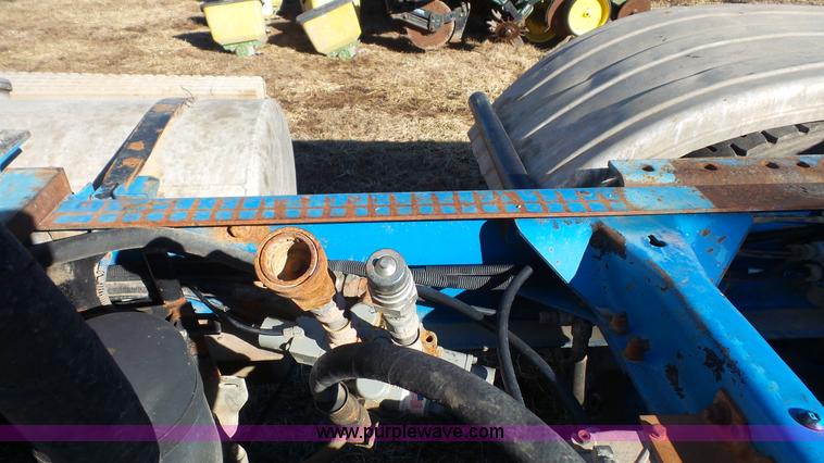 image for item J4510 1998 Mack CH613 semi truck