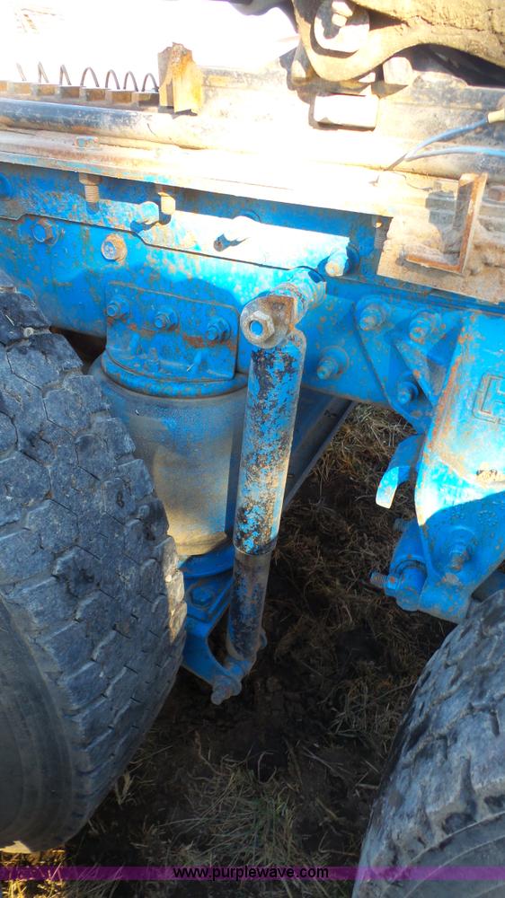 image for item J4510 1998 Mack CH613 semi truck